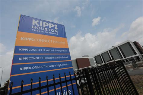 Kipp houston - KIPP Northeast College Preparatory is a public, charter school located in HOUSTON, TX. It has 568 students in grades 9-12 with a student-teacher ratio of 17 to 1. According to state test scores, 22% of students are at …